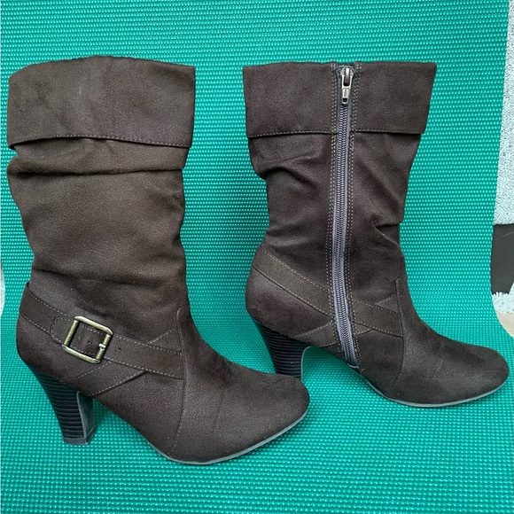 Faded Glory Brown Faux Suede Boots - Picture 3 of 9